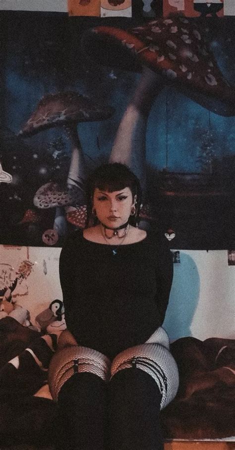 I Want You To Worship Me Nudes Thighs NUDE PICS ORG