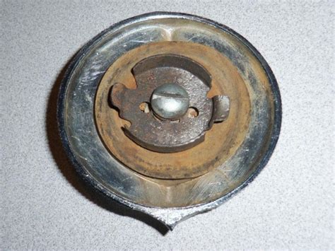 Sell 1932 32 Ford Radiator Cap Model 18 B Original In De Pere Wisconsin Us For Us 38 99