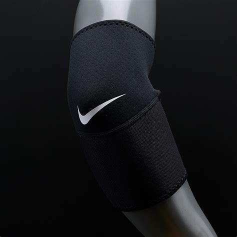 Nike Pro Combat Elbow Sleeve 20 Accessories Blackwhite