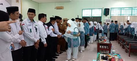 Lepas 1 028 JCH Pemerintah Papua Harap Petugas Haji Daerah Beri