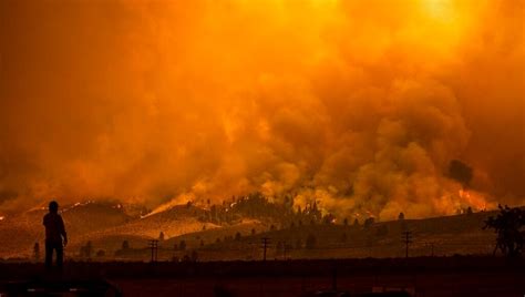 ℹ Los Incendios Arden En Varios Estados Mientras Una Ola De Calor Asola El Oeste De Los Estados