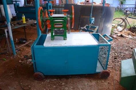 KMS Sugarcane Juice Extraction Machine For Commercial Yield 150