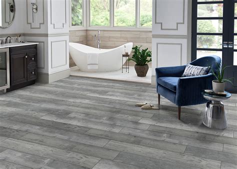 Grey Vinyl Plank Flooring Kitchen | Floor Roma