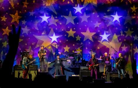 Photos: Ringo Starr and His All Starr Band in Laval | Montreal Gazette