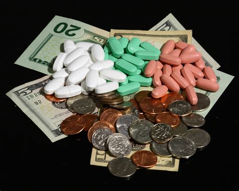File:Money and pills in three colors.jpg - Wikimedia Commons