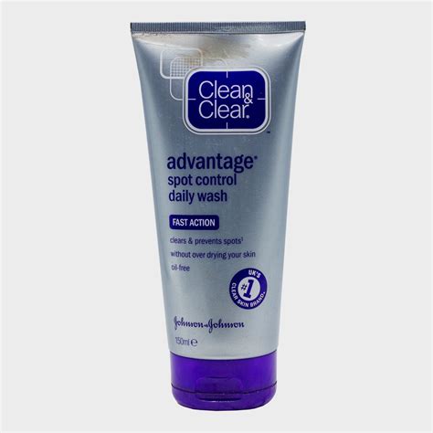 Clean And Clear Advantage Spot Control Daily Wash 150 Ml