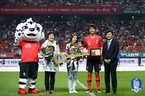 Korea’s key player Ki Sung-yueng joins FIFA Century Club while the team ...