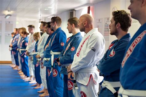 What To Expect In Your First Brazilian Jiu Jitsu Class Gracie Barra