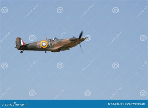 RAF Spitfire editorial stock photo. Image of flight, fast - 13984678