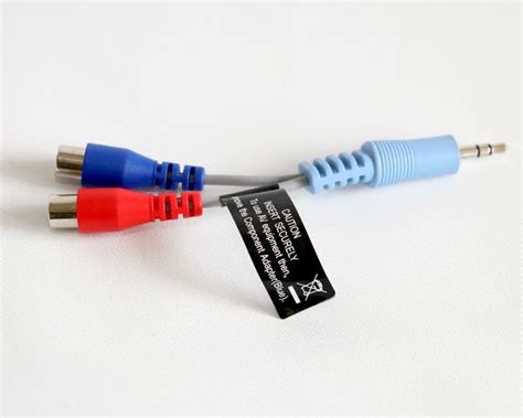 3 Pole 3 5mm Plug To 2 Phono Sockets By Samsung Bn39 02190a 1820 Ux