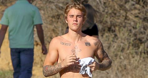 Justin Bieber Goes Shirtless For Afternoon Jog Justin Bieber Shirtless Just Jared