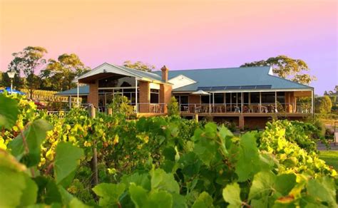 8 Yarra Valley Wineries with Accommodation - Choose Your Getaway