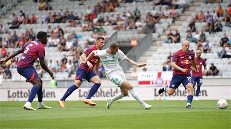 Werder Im Blitz Turnier Bremer Spielen Zum Auftakt 0 0 Gegen Leipzig