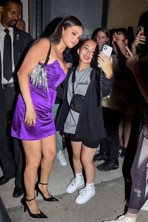 Selena Gomezs Vma Afterparty Look With A Focus On Big Boobs And Cleavage Hot Celebs Home