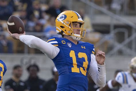 Report: Cal QB Jack Plummer Enters Transfer Portal - Sports Illustrated ...