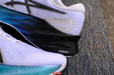 รีวิว ASICS NOVABLAST 3 รองเท้าวิ่งดีไซน์สุดล้ำ โฟม FF Blast+ เพิ่มความ ...