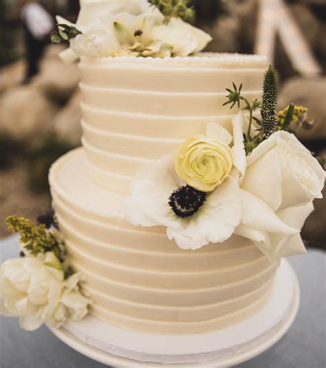 Buttercream Naked Cakes Cake By Alessandra Utah Wedding Cakes