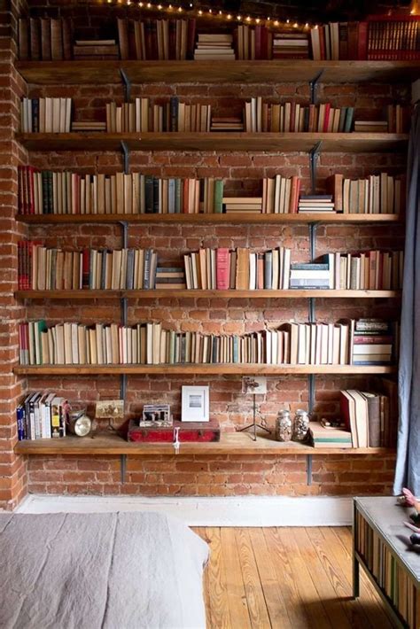Книжный стеллаж из дерева - 77 фото