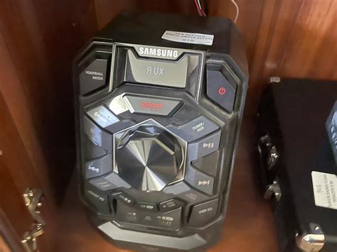 Lot - Samsung Giga Sound blast stereo with two speakers