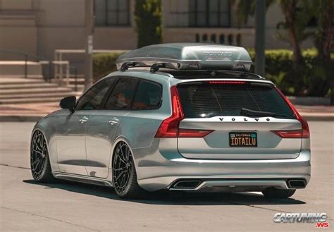 Slammed Volvo V90 Back