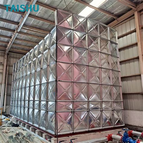 Square Hot Dip Galvanized Steel Panel Floorstanding Rain Water