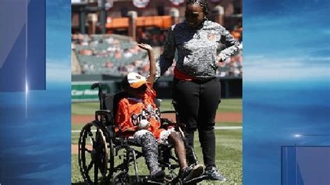 Mo Gaba, Baltimore's young sports superfan, dies | WOAI