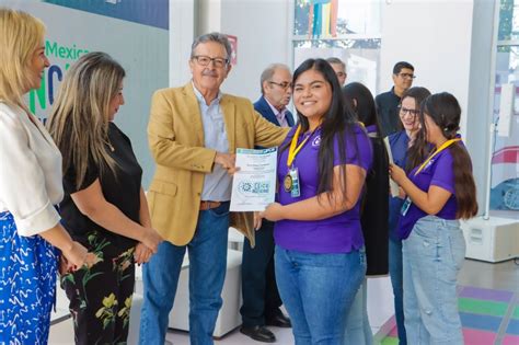 Se Van Al Nacional Premian A Ganadores De La Feria Mexicana De