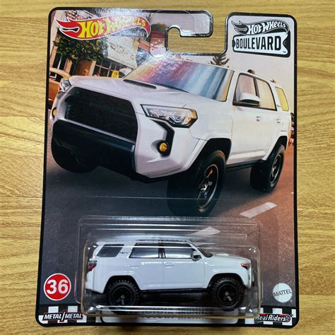 Yahoo オークション Hot Wheels BOULEVARD TOYOTA RUNNER ホッ