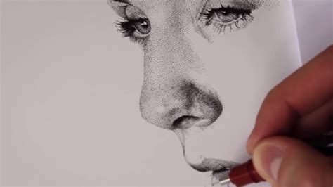 Artist Creates Detailed Portrait Using Nothing but Pencil Dots | Mental ...