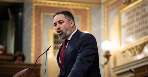 Abascal Carga Contra S Nchez Y Feij O Por Salir En Defensa De Un