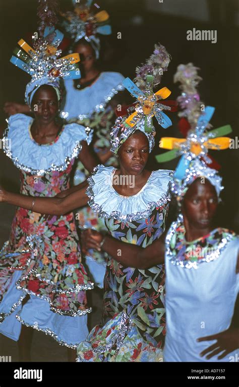 Cuba Santiago de Cuba carnival dancers in costume Stock Photo - Alamy