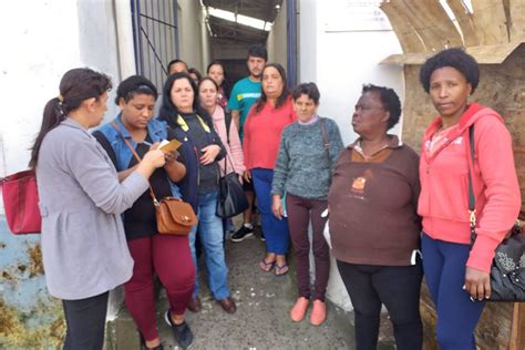 Familiares De Detentos Transferidos Realizam Protesto Gaz Not Cias