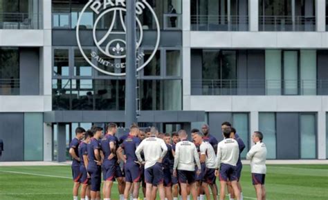 Mercato PSG Une Nouvelle Piste Pour L Attaque