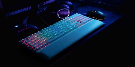 G-Tek Cyborg 104 Key Mechanical Keyboard Review - Roundtable Co-Op