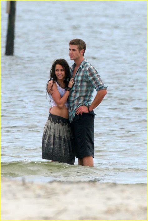 Miley Cyrus Liam Hemsworth Last Song Kiss Photo Photo