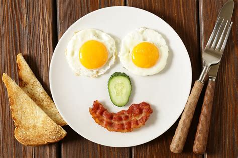 Eat Healthy: 40 Breakfast Foods Ranked by Calorie Count | Cheapism.com