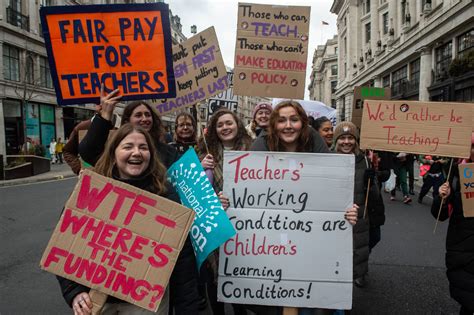 Strike Dates 2023 When Train Nurse And Teacher Strikes Are Planned In