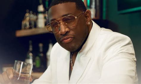 OnlyFans Model Exposes Stefon Diggs With Nude Pic Threatens To Drop Sextape Amid Cardi B