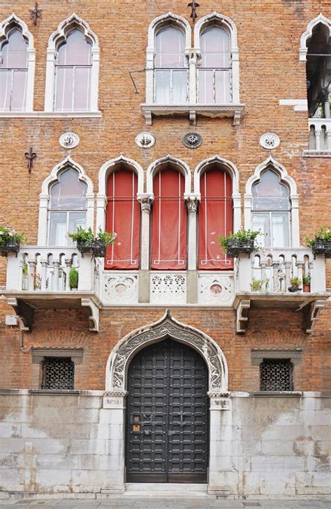 Ancient Building of Typical Venetian Architecture Editorial Stock Image - Image of shabby ...