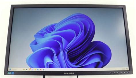 Lot 18 Samsung S24e450dl 236 Fhd 1920x1080 Tn Display Monitor Vga Dvi