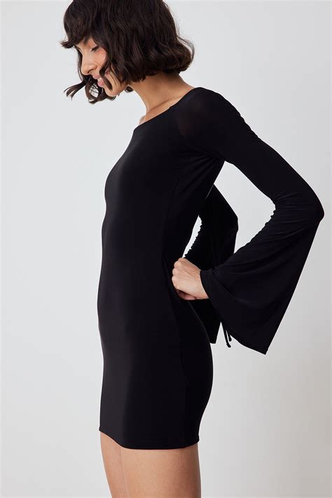 Open Back Off Shoulder Mini Dress Black Na Kd