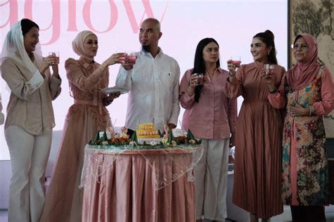 Mulan Jameela Dan Putrinya Luncurkan Minuman Kolagen Untuk Perawatan