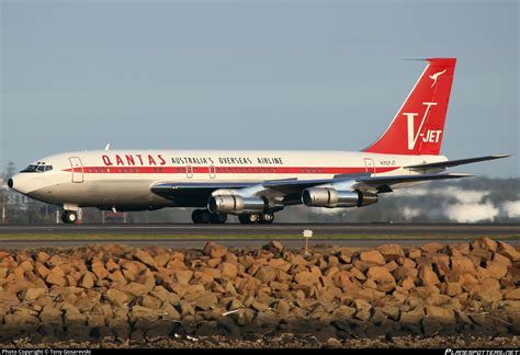 N707JT John Travolta Boeing 707-138B Photo by Tony Gosarevski | ID ...