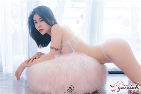 Ảnh Gái Xinh Mặc Bikini Sexy Đẹp Trong Suốt Mỏng Lọt Khe 9