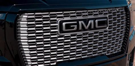 Chromeless Gmc Yukon Denali Kills It Video