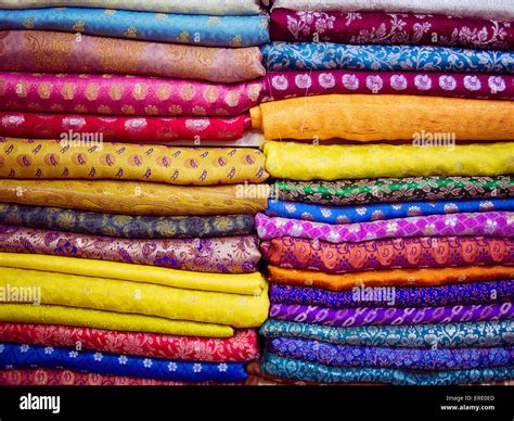 Pile of fabric hi-res stock photography and images - Alamy