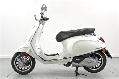 Piaggio Vespa 125 Sprint Bis 125 ccm Motorräder Moto Center Solothurn