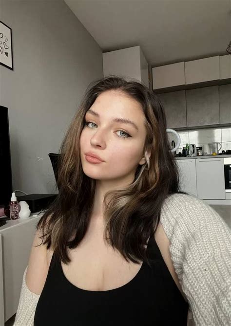 Am I Pretty Brunette Advice R LooksmaxingAdvice