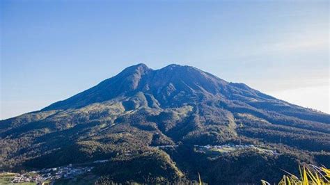 Jalur Pendakian Gunung Lawu Via Candi Cetho Dibuka Cemoro Kandang