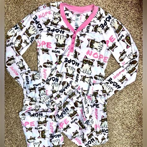 Grumpy Cat Intimates And Sleepwear Grumpy Cat Womens Pajamas Set